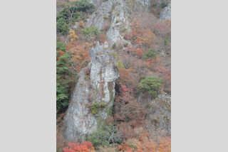 【2か所ともガイドが同行!】怪石&紅葉2大ハイキングin小豆島