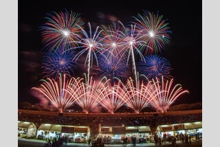 有料観覧席<椅子テーブル席>で観る!中四国唯一の全国花火競技大会第4回にし阿波の花火