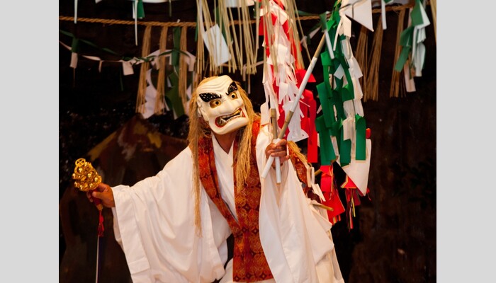 【高千穂神楽貸切鑑賞】深秋の九州大自然紅葉名所10選!!