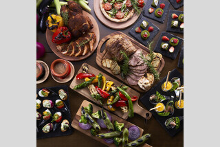 お正月の縁起物、日用雑貨品、骨董品が揃う!京都・東寺終い弘法