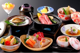 選べる三朝温泉名旅館と桜の打吹公園