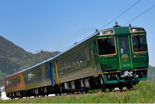 \予約困難な人気観光列車ダブル乗車!!/四国まんなか千年ものがたり&藍よしのがわトロッコ