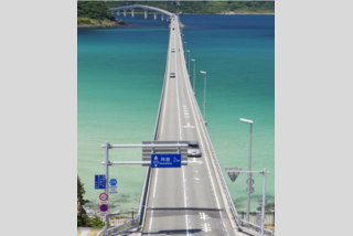 1泊6食ぜ~んぶ付いています!!青の絶景とご当地グルメ旅