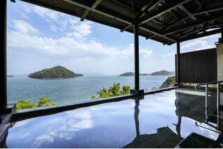 フェリーで行く瀬戸内の島宿~ きのえ温泉・清風館で贅沢時間