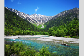 今シーズンの歩き始めにぴったり♪新緑の上高地ニリンソウ トレッキング