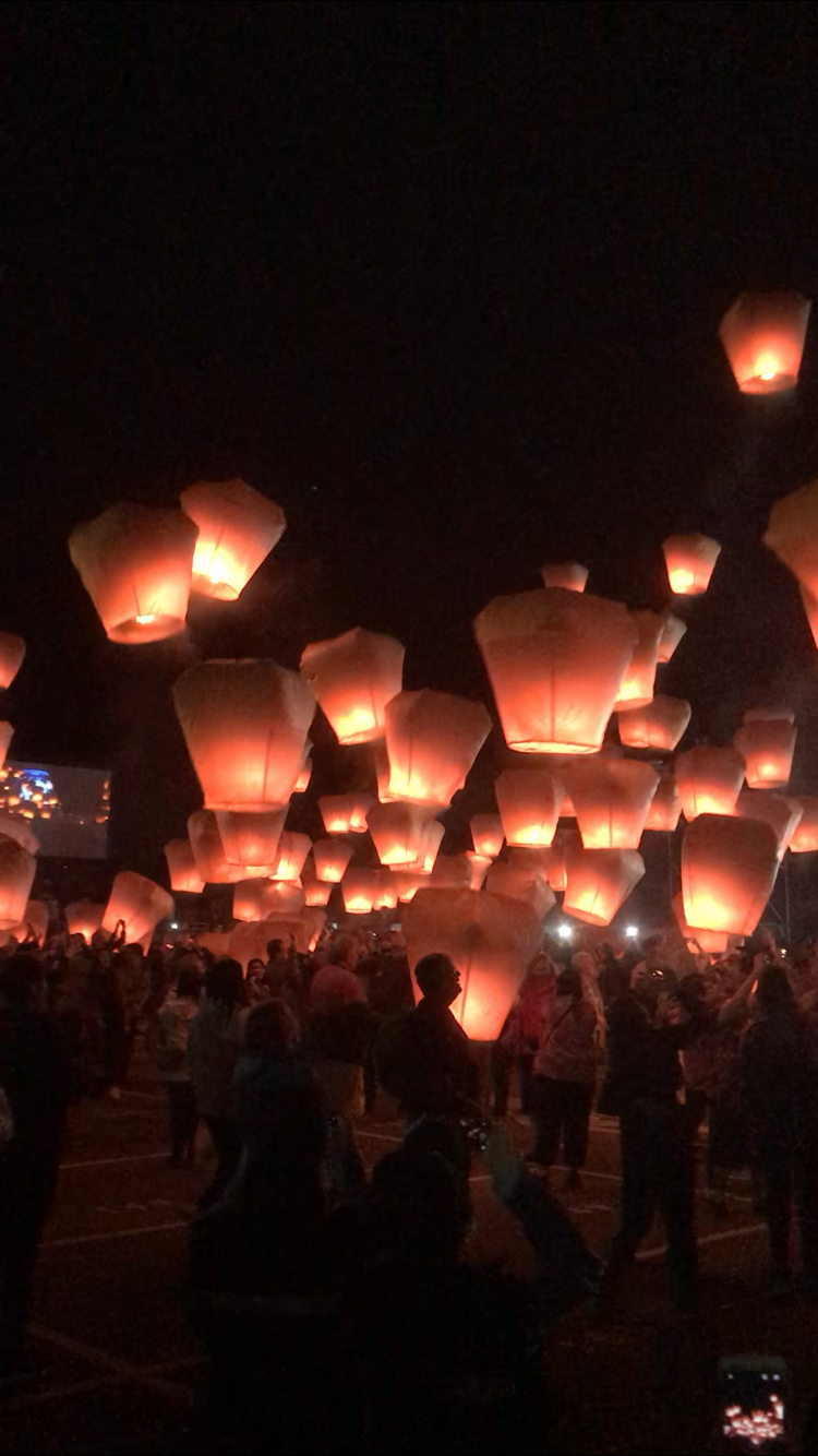 海外の思い出 願いよ届け 台湾ランタン祭り 平渓天燈節 スタッフブログ 穴吹四季の旅